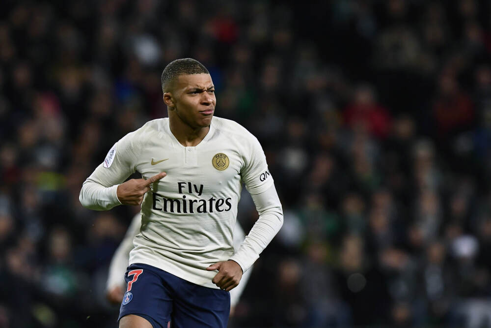 意天空：米兰有意租借切尔西中卫迪萨西，但蓝军外租球员名额已满